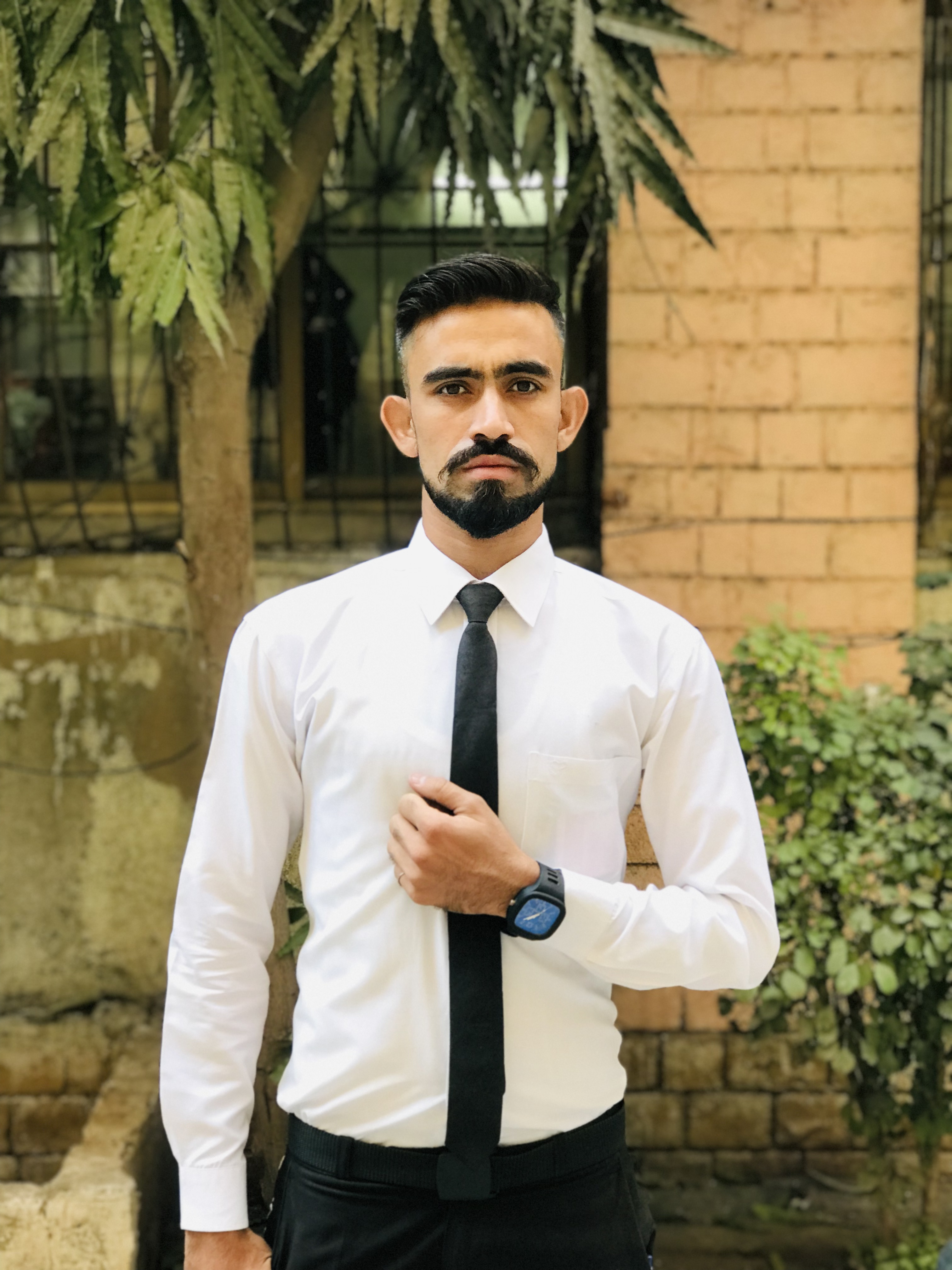 Akbar Khan