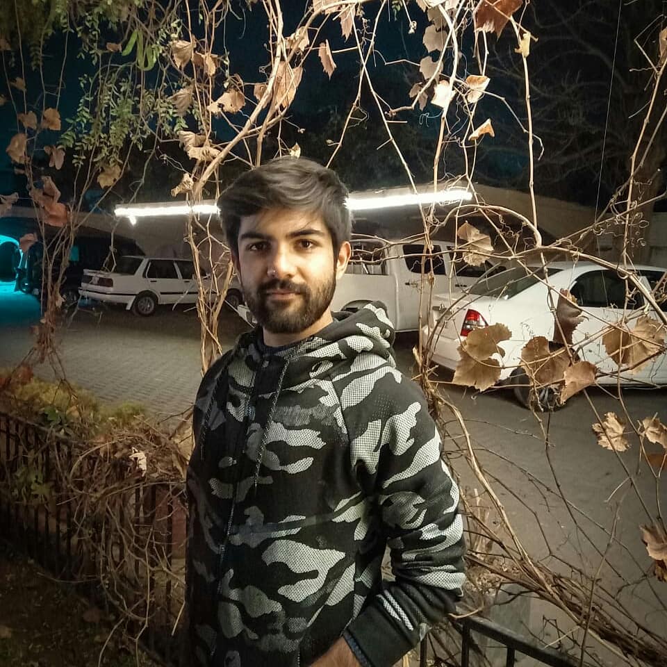 Moiz Khan
