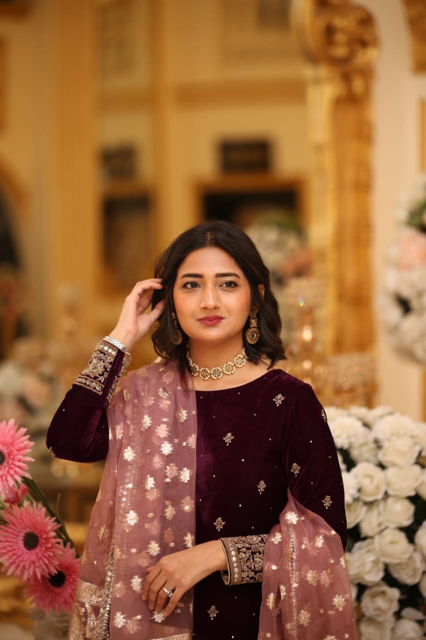 Binish khan