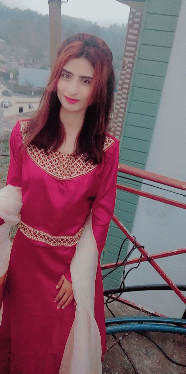 Isra Iftikhar