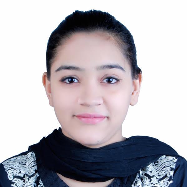 Hania Iqbal