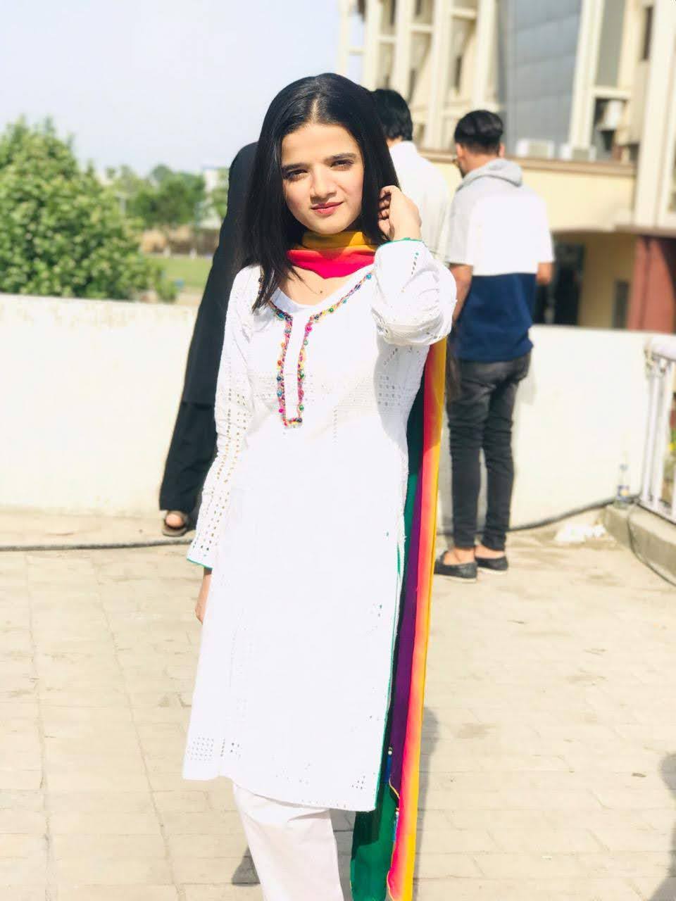 Unsa Tahir